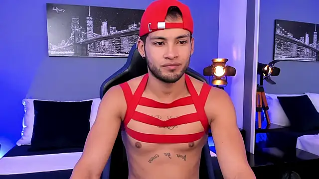 Snapshot of Max_Conor1 chatting on September 2025 11:43:02 AM Max Conor1 online show from September 2025 11:43:02 AM