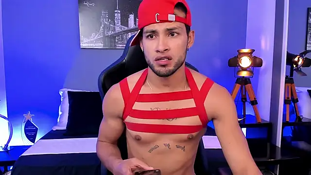 Snapshot of Max_Conor1 chatting on September 2025 12:07:01 PM Max Conor1 online show from September 2025 12:07:01 PM