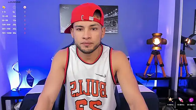 Snapshot of Max_Conor1 chatting on October 2025 12:15:01 PM Max Conor1 online show from October 2025 12:15:01 PM