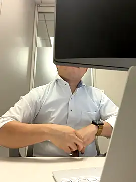 Snapshot of Nobu_469 chatting on October 2025 08:15:01 AM Nobu 469 online show from October 2025 08:15:01 AM