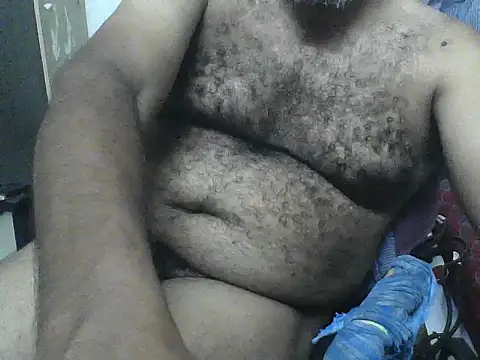 awesomeroc123 online show from June 2026 06:13:02 PM