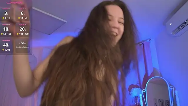 MilaStoyne online show from December 2025 06:22:02 AM