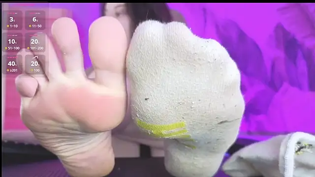 MilaStoyne online show from April 2026 09:19:01 AM