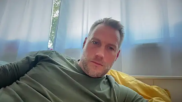 Snapshot of Christian87xxx chatting on September 2025 03:24:01 PM Christian87xxx online show from September 2025 03:24:01 PM