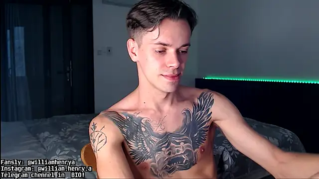 Snapshot of William_Henry_ chatting on October 2025 02:36:02 AM William Henry online show from October 2025 02:36:02 AM