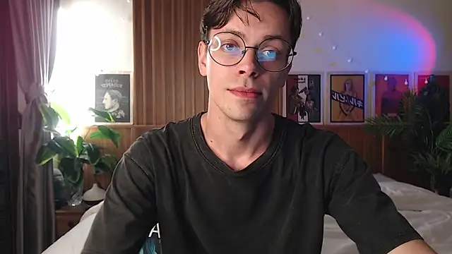 Snapshot of William_Henry_ chatting on February 2026 01:48:02 PM William Henry online show from February 2026 01:48:02 PM