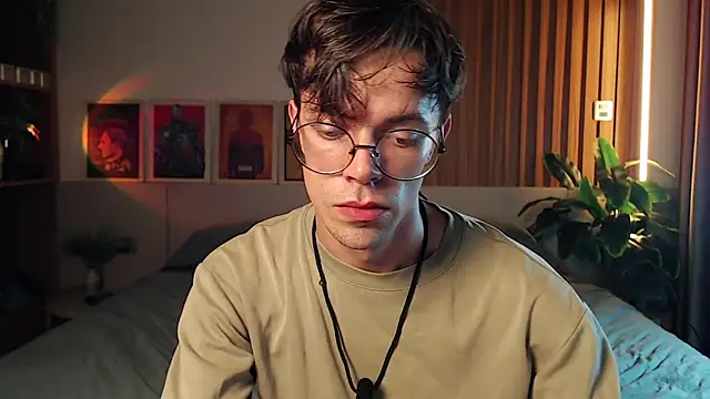 William Henry  online show from April 2026 03:31:02 PM