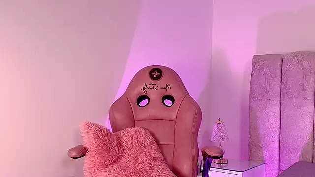 Snapshot of sara_lopee1 chatting on November 2025 11:54:01 AM sara lopee1 online show from November 2025 11:54:01 AM