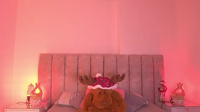 sara lopee1 online show from December 2025 12:12:01 PM