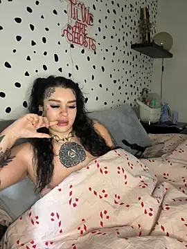 Snapshot of tempzzz12 chatting on November 2025 11:09:02 AM tempzzz12 online show from November 2025 11:09:02 AM