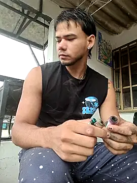 Niick01  online show from January 2026 07:37:02 PM