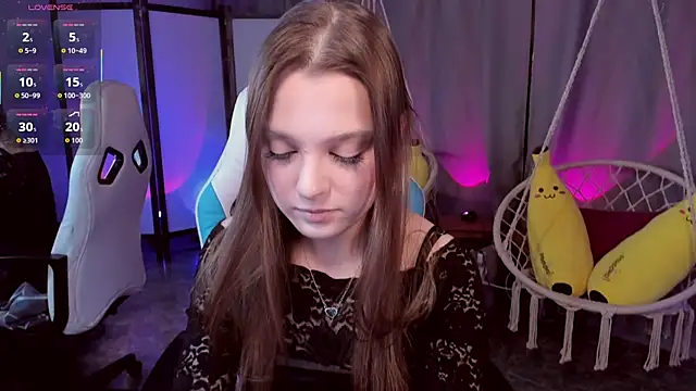 Snapshot of kaisajenner chatting on November 2025 05:17:02 PM kaisajenner online show from November 2025 05:17:02 PM