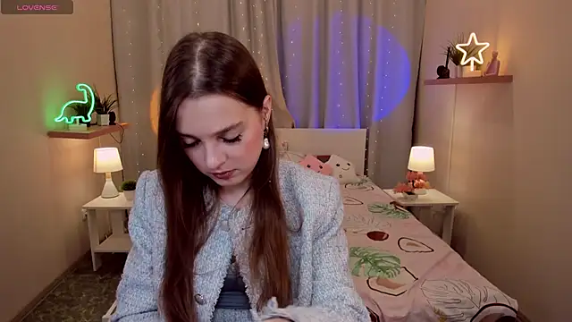 Snapshot of kaisajenner chatting on November 2025 07:13:02 PM kaisajenner online show from November 2025 07:13:02 PM