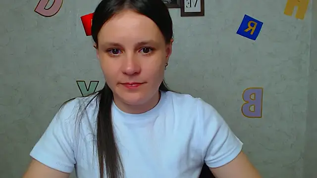 ValeriaHeart  online show from March 2025 01:18:02 PM