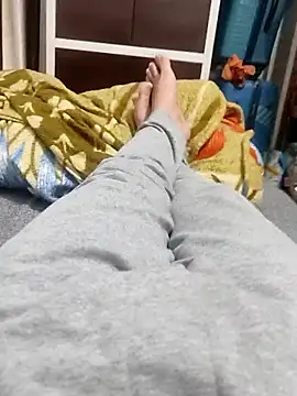 Hot funky boy online show from February 2025 01:00:02 PM