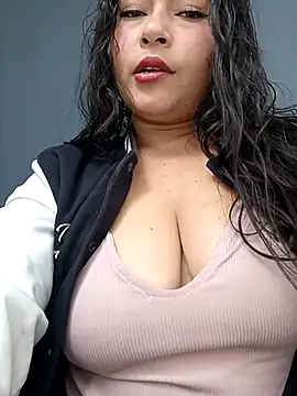 Rachel new20 online show from September 2025 08:55:02 PM