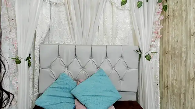 Rachel new20 online show from November 2025 09:26:02 PM