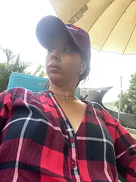 Snapshot of AriYokai chatting on November 2025 06:35:01 PM AriYokai online show from November 2025 06:35:01 PM