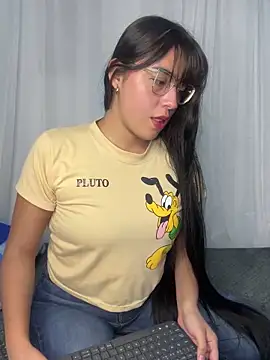 Snapshot of megan_cl chatting on February 2025 01:48:02 AM megan cl online show from February 2025 01:48:02 AM