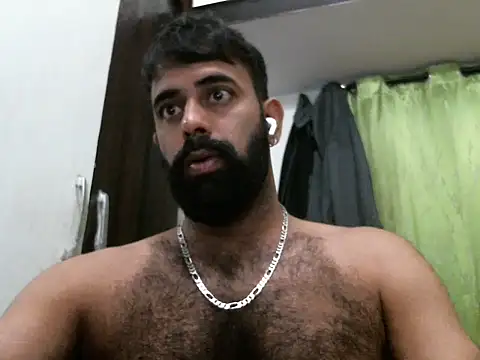 Snapshot of indianhairybull chatting on October 2025 12:01:02 AM indianhairybull online show from October 2025 12:01:02 AM