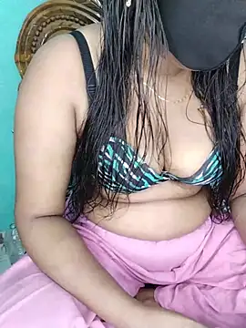 Snapshot of monekhan123 chatting on May 2026 04:24:01 PM monekhan123 online show from May 2026 04:24:01 PM