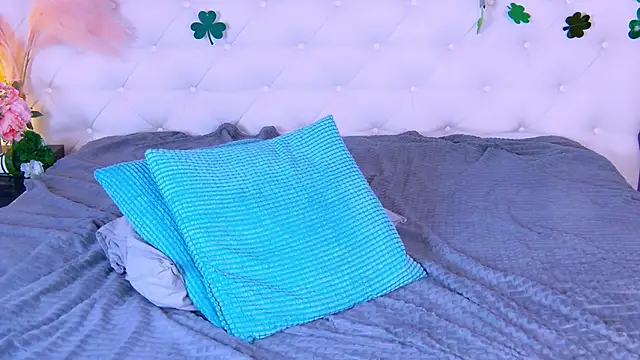 Snapshot of just_gay_ chatting on March 2025 08:11:01 PM just gay online show from March 2025 08:11:01 PM