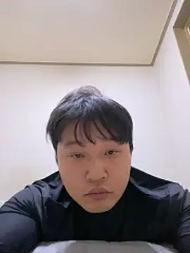 offwhite777 online show from February 2025 02:43:01 PM