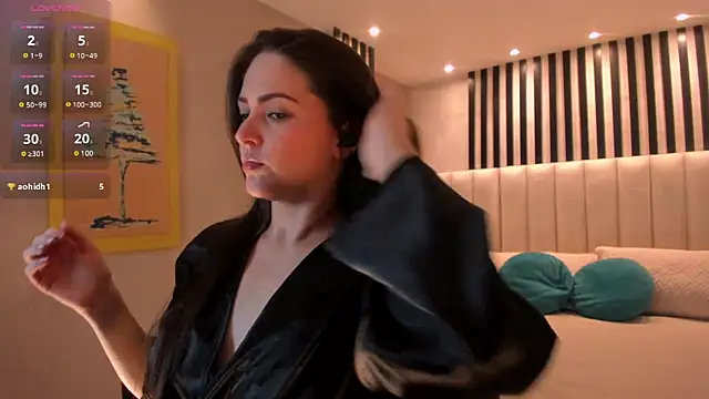 Snapshot of BeccaBaxter chatting on February 2025 01:36:02 AM BeccaBaxter online show from February 2025 01:36:02 AM