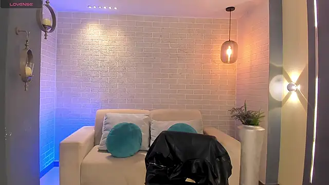 Snapshot of BeccaBaxter chatting on February 2026 12:02:01 PM BeccaBaxter online show from February 2026 12:02:01 PM