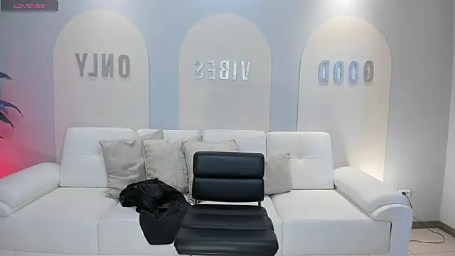 BeccaBaxter online show from March 2026 12:22:01 PM