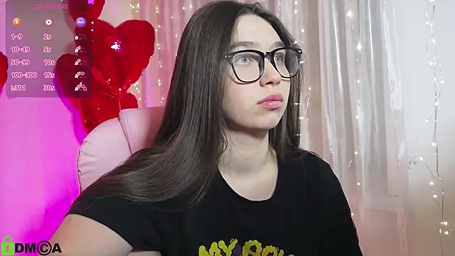 Snapshot of Arianahot777 chatting on February 2025 02:17:02 AM Arianahot777 online show from February 2025 02:17:02 AM