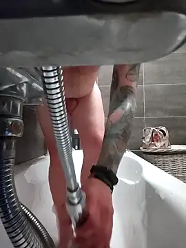 bouraktom6 online show from October 2025 08:43:01 PM