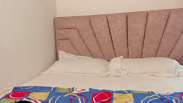 leahaltomm online show from December 2025 11:10:01 PM