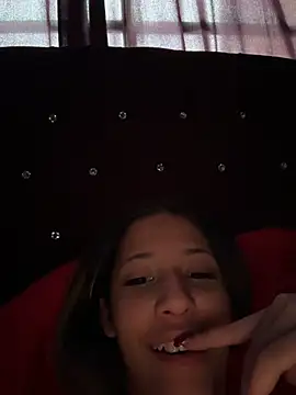 vicky bass online show from December 2025 05:40:02 PM