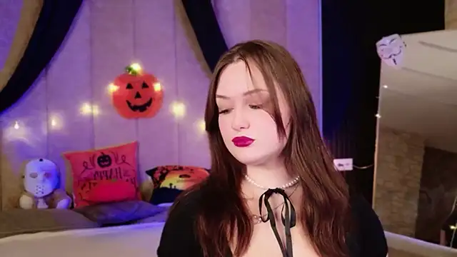 Snapshot of Kendra_Parlow chatting on October 2025 08:42:01 PM Kendra Parlow online show from October 2025 08:42:01 PM