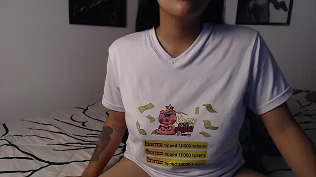 Snapshot of ariana_sweet87 chatting on February 2025 08:42:02 PM ariana sweet87 online show from February 2025 08:42:02 PM