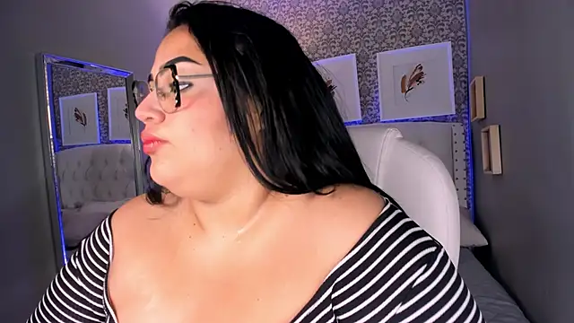 Snapshot of _michel_bbw chatting on December 2025 03:12:02 AM michel bbw online show from December 2025 03:12:02 AM