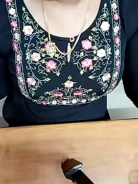 Tamil Radha online show from October 2025 05:39:01 PM