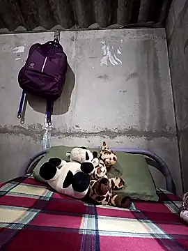 Snapshot of Ariell_Kieran chatting on February 2025 06:55:01 PM Ariell Kieran online show from February 2025 06:55:01 PM