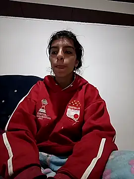 Snapshot of Ariell_Kieran chatting on February 2025 12:15:02 AM Ariell Kieran online show from February 2025 12:15:02 AM