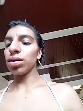 Snapshot of Ariell_Kieran chatting on March 2025 04:24:02 PM Ariell Kieran online show from March 2025 04:24:02 PM