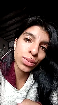 Snapshot of Ariell_Kieran chatting on March 2025 09:05:02 PM Ariell Kieran online show from March 2025 09:05:02 PM