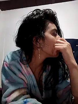 Snapshot of Ariell_Kieran chatting on March 2025 11:59:02 PM Ariell Kieran online show from March 2025 11:59:02 PM