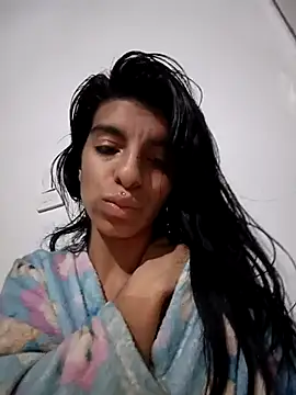 Snapshot of Ariell_Kieran chatting on March 2025 03:02:02 AM Ariell Kieran online show from March 2025 03:02:02 AM