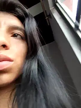 Snapshot of Ariell_Kieran chatting on March 2025 04:43:02 PM Ariell Kieran online show from March 2025 04:43:02 PM