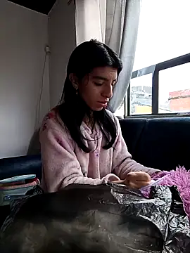 Snapshot of Ariell_Kieran chatting on March 2025 07:46:02 PM Ariell Kieran online show from March 2025 07:46:02 PM