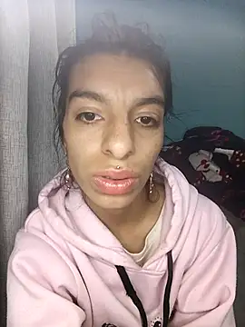 Snapshot of Ariell_Kieran chatting on September 2025 11:16:01 PM Ariell Kieran online show from September 2025 11:16:01 PM