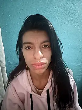 Snapshot of Ariell_Kieran chatting on September 2025 05:31:01 AM Ariell Kieran online show from September 2025 05:31:01 AM