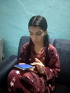 Snapshot of Ariell_Kieran chatting on October 2025 12:41:02 AM Ariell Kieran online show from October 2025 12:41:02 AM