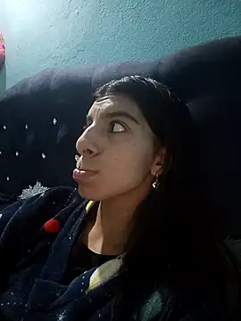 Snapshot of Ariell_Kieran chatting on November 2025 03:39:01 AM Ariell Kieran online show from November 2025 03:39:01 AM